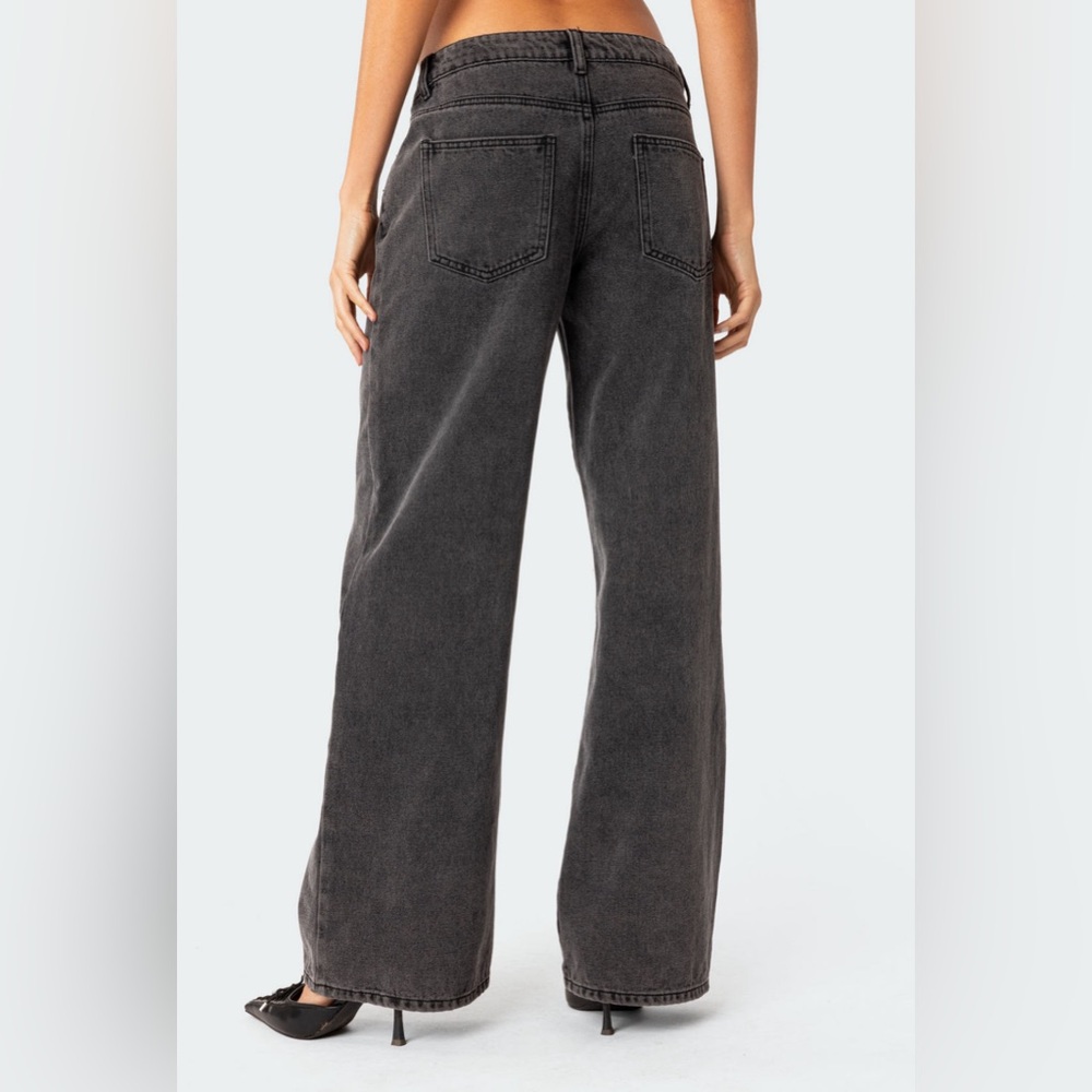 Edikted Raelynn Washed Low Rise Jeans - Picture 2 of 4